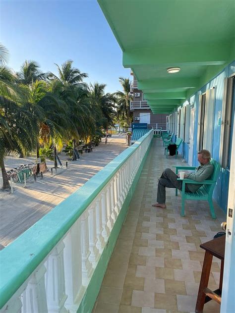 Rainbow Hotel, Caye Caulker (updated prices 2024).